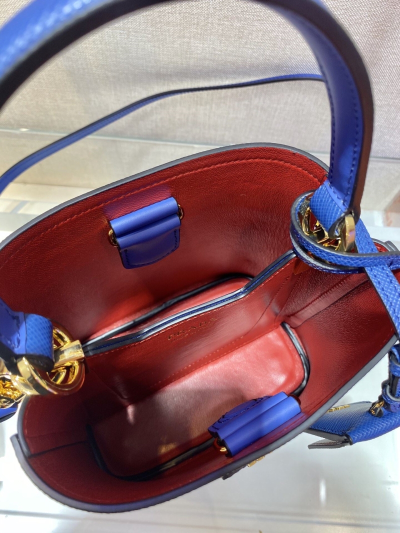Pra*a top handle bags